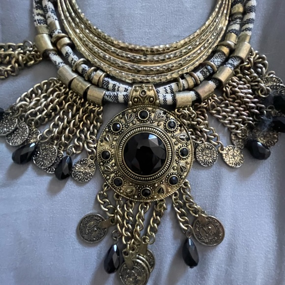 Necklace - Picture 5 of 5